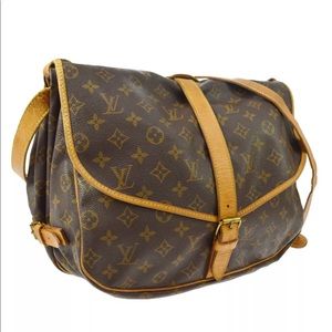 ❌SOLD❌Louis Vuitton Saumur 35
